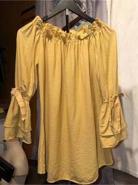 BohoChik Yellow Off-Shoulder Ruffle Sleeve Tunic Sz S